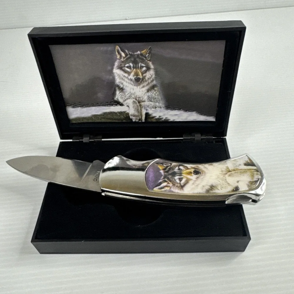 Maxam Great Wolf Native American Inspired Collectors Folding Knife AO4058597